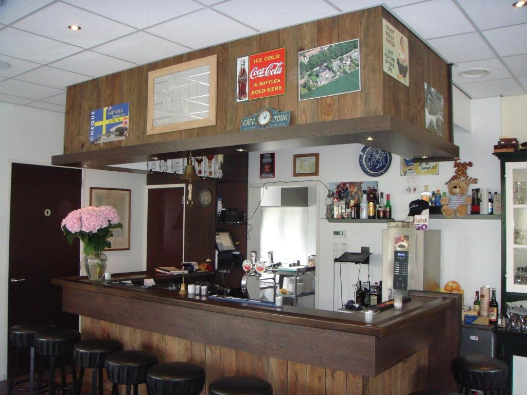 Hotel Hengelsport Uithoorn Exterior foto